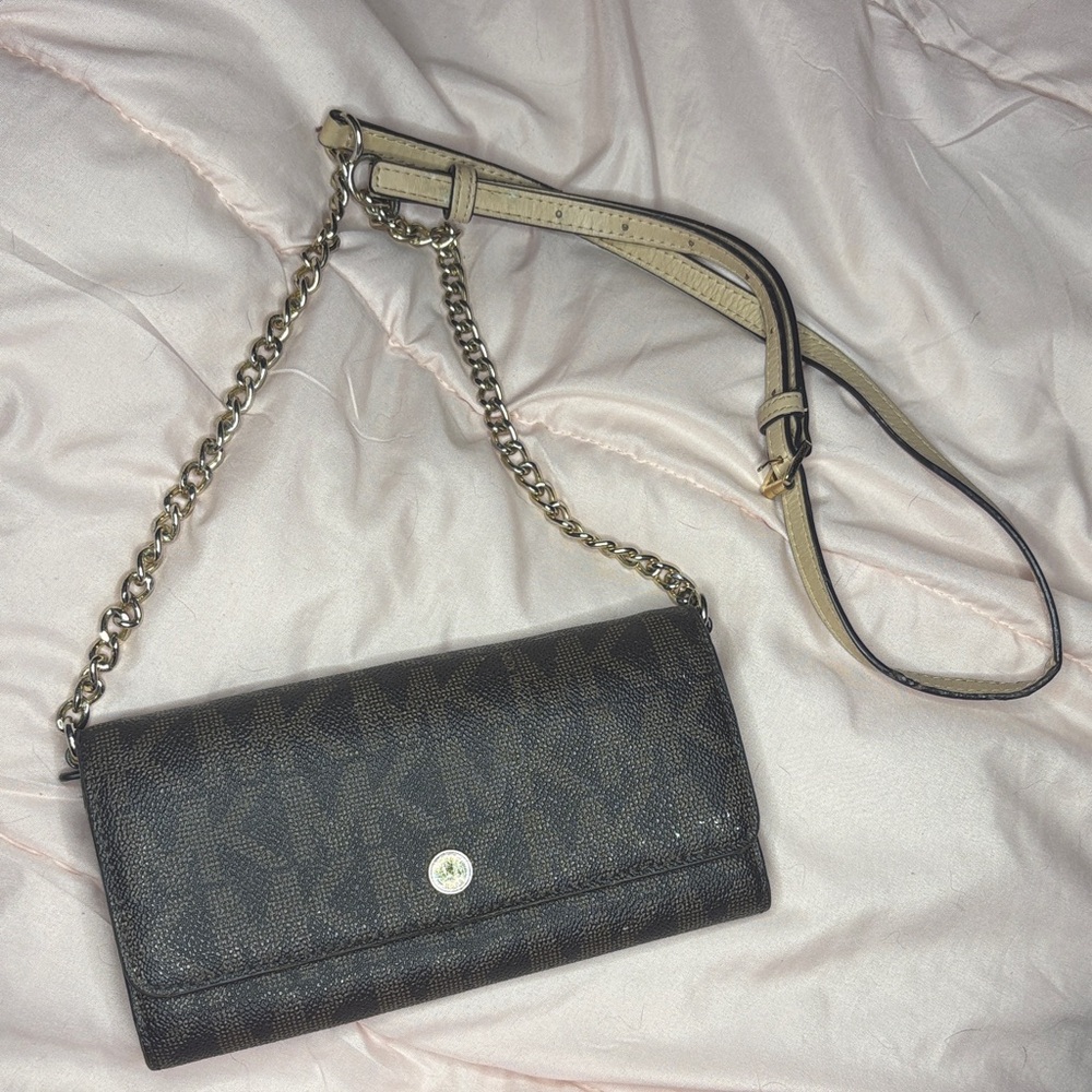 MICHAEL Michael Kors Black Crossbody Bag with Gold Chain